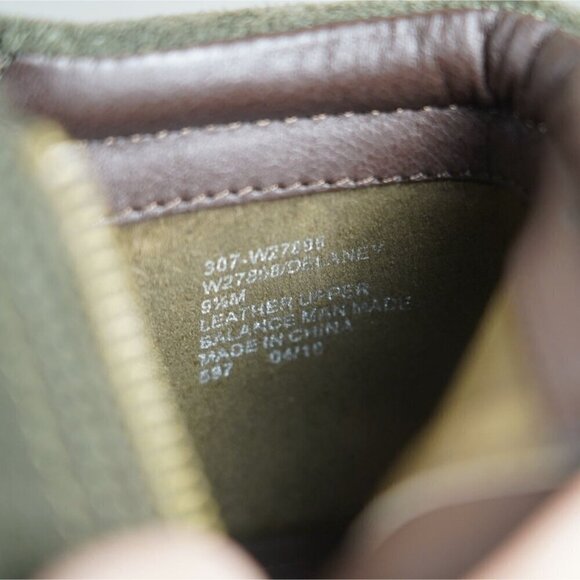 White Mountain Women's Suede Delaney Block Heel Booties 9.5M Western Classic - Picture 10 of 10